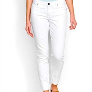 Orvis NWT sz 14 white jeans Kut from the Kloth Catherine Boyfriend
